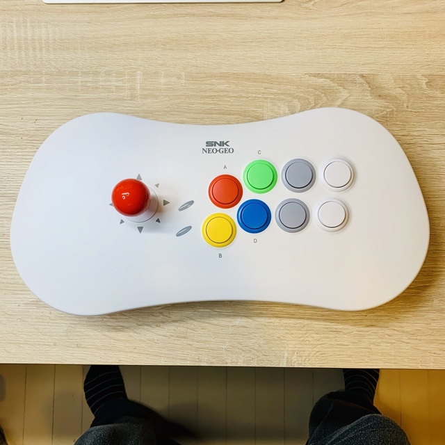 NEOGEO Arcade Stick PROのレバーとボタンを三和電子製に